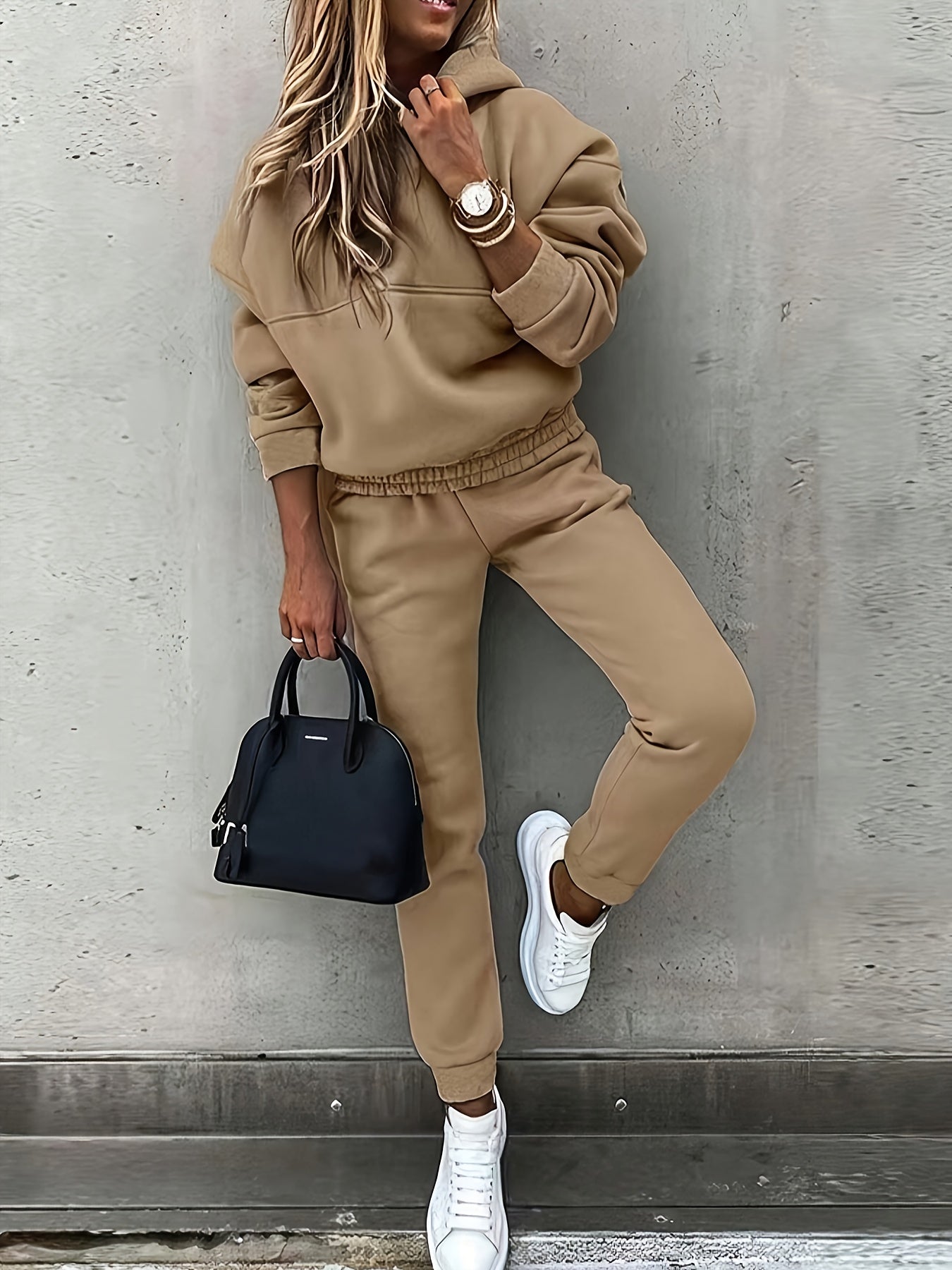 Nami - Sweatpants Set